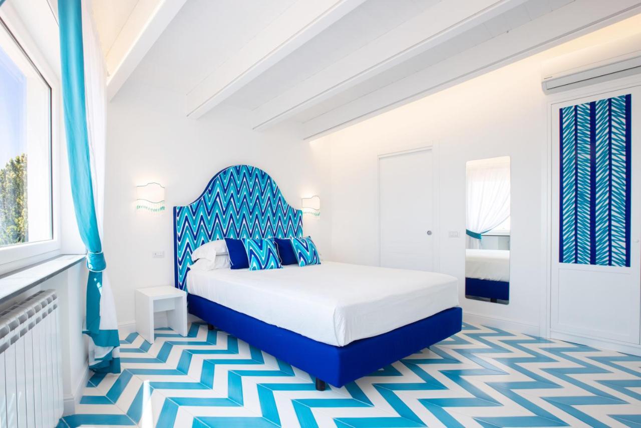 Villa Veronica Luxury Suite In Amalfi Coast Пьяно-ди-Сорренто Экстерьер фото